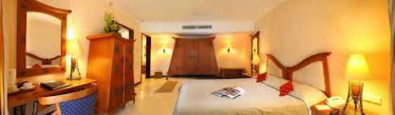 Satelit Hotel Surabaja Zewnętrze zdjęcie