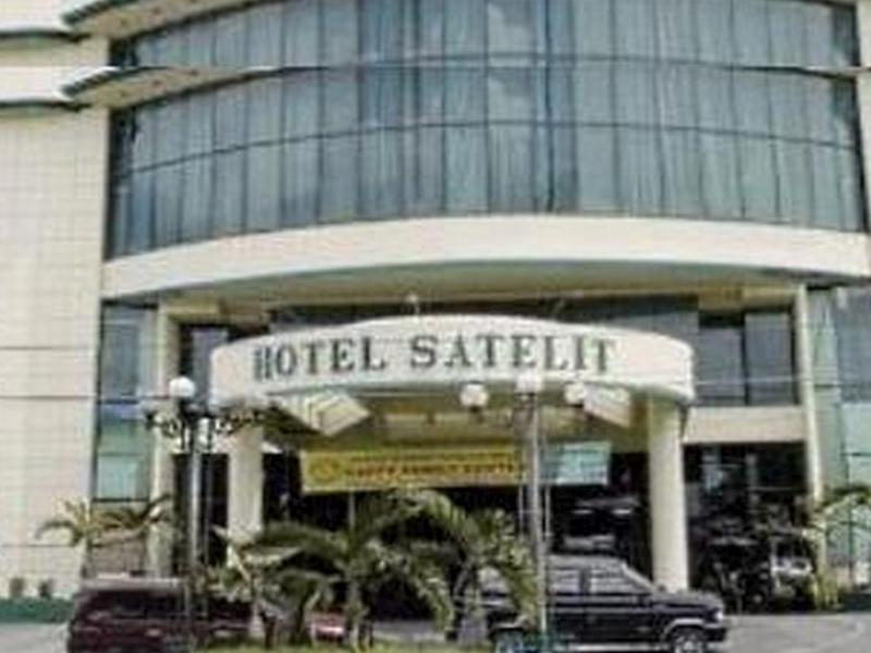 Satelit Hotel Surabaja Zewnętrze zdjęcie